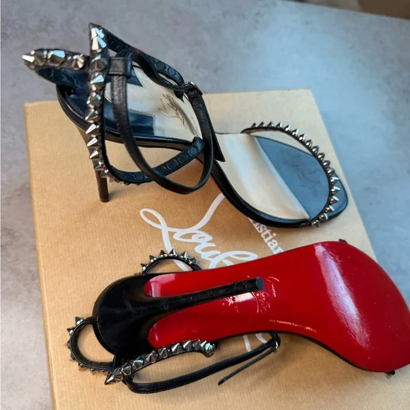 So Me 100 Studded Christian Louboutin Black Leather Heels - Picture 16 of 16